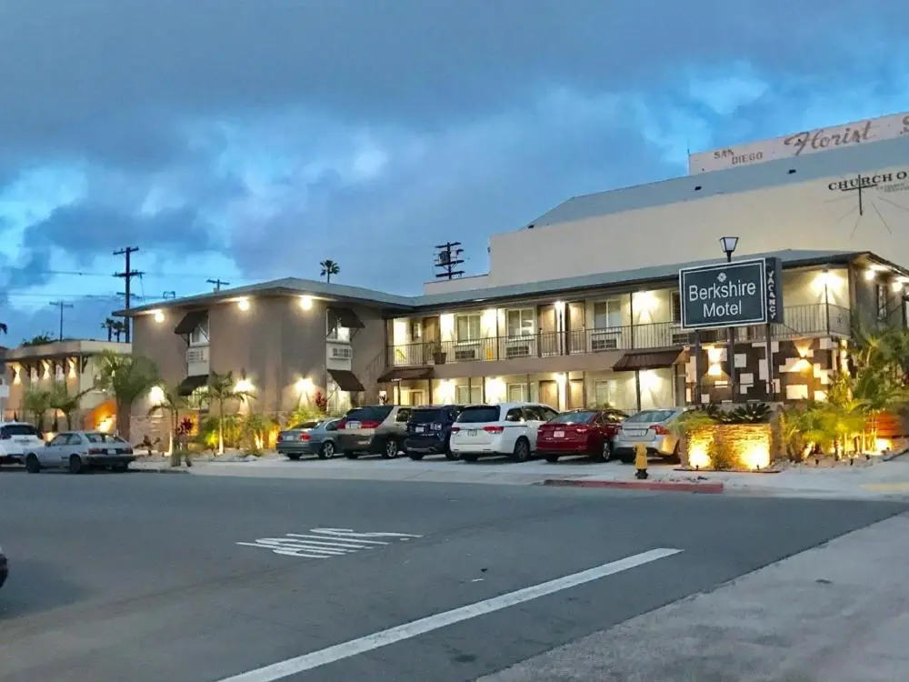 Berkshire Motor Hotel 8